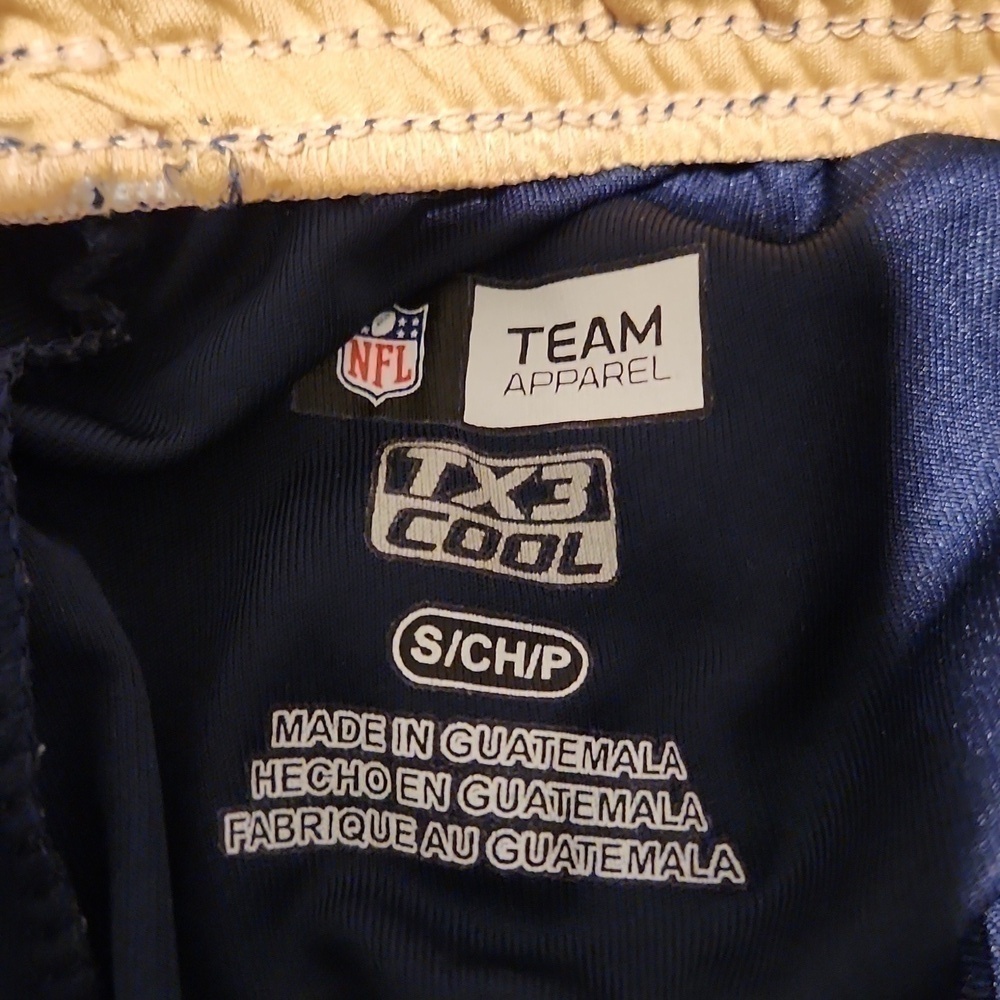 NFL Rams Shorts - Picture 3 of 4